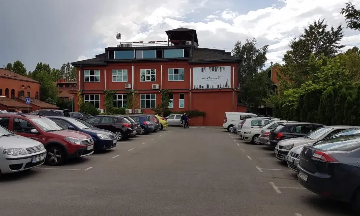 Rent, office space, 1600m², Bezanijska Kosa 1, Bežanijska Kosa Sve Podlokacije