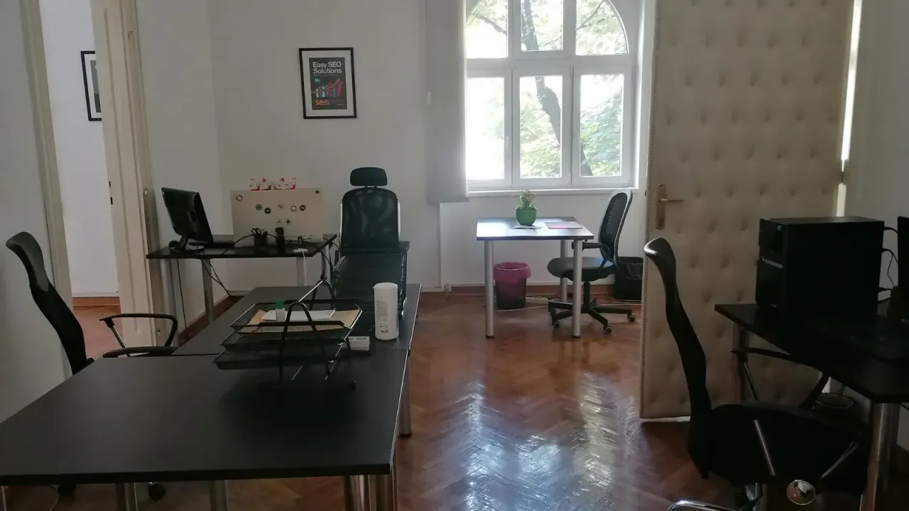 Prodaja, četvorosoban stan, 126m², Stari grad, Novi Sad