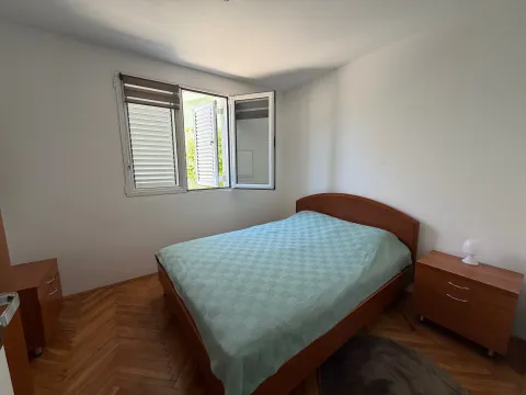 Rent, one bedroom apartment, 41m², Petrovac, Budva - image 3