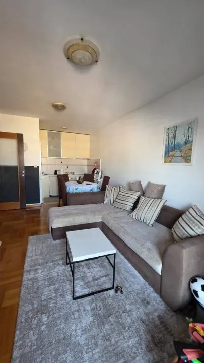 Sale, one bedroom apartment, 45m², Stari Aerodrom, Podgorica