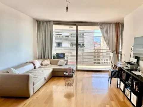 Sale, two bedroom apartment, 85m², Centar, Budva - image 2