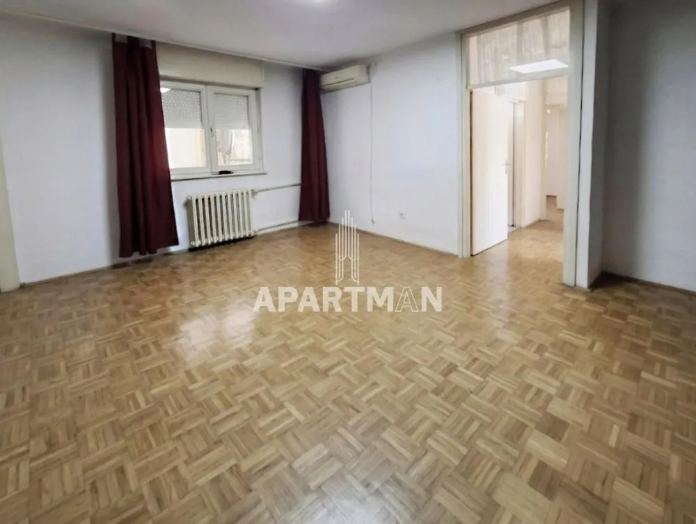 Prodaja, dvosoban stan, 70m², Brace Jerković, Voždovac Sve Podlokacije
