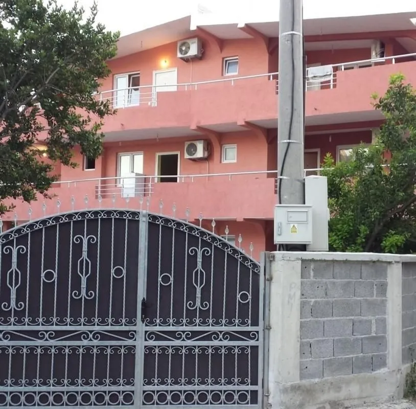 Prodaja, ugostiteljski objekat, 470m², Sutomore, Bar