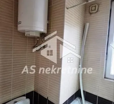 Rent, three bedroom apartment, 65m², Stari Grad, Beograd - image 16