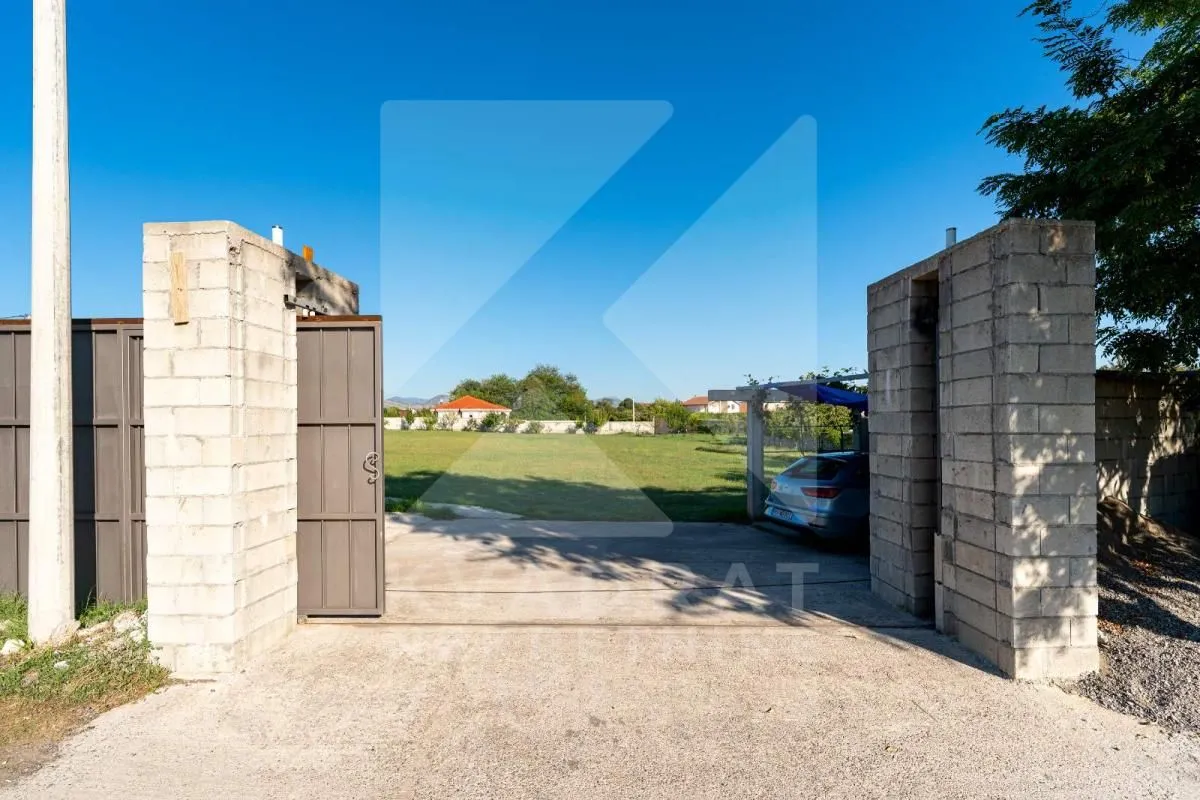 Prodaja, plac, 4200m², Zeta, Podgorica