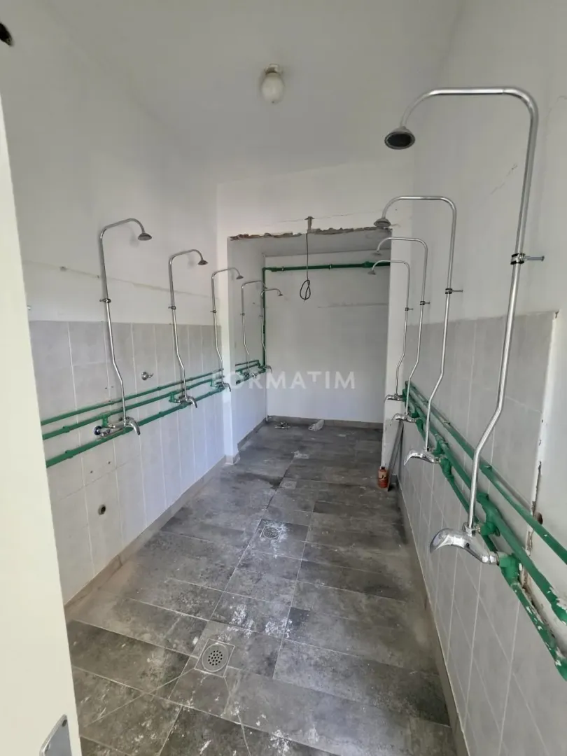 Rent, house, 500m², Trošarina, Voždovac Sve Podlokacije
