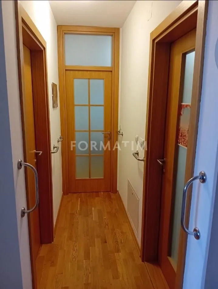 Sale, three bedroom apartment, 68m², Centar, Čačak