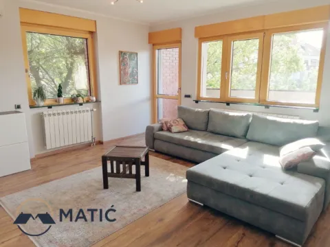 Sale, three bedroom apartment, 83m², Rotkvarija, Novi Sad Sve Podlokacije