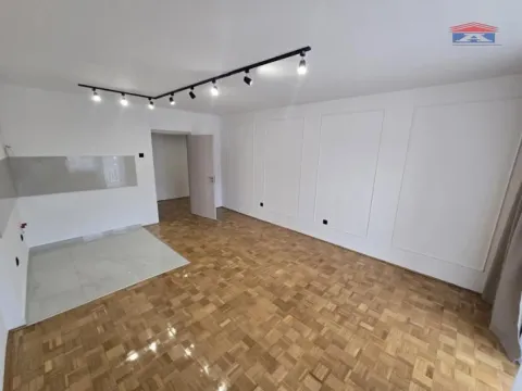 Prodaja, dvosoban stan, 60m², Novo naselje, Novi Sad - image 3