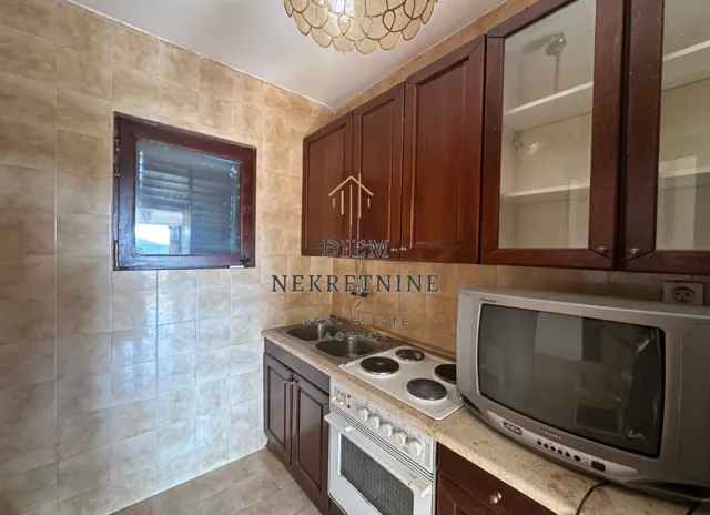 Sale, house, 270m², Šušanj, Bar