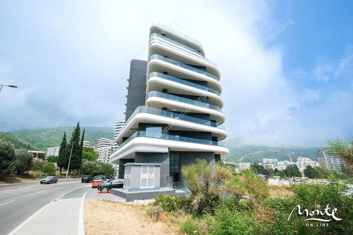 Sale, one bedroom apartment, 49m², Bečići, Budva
