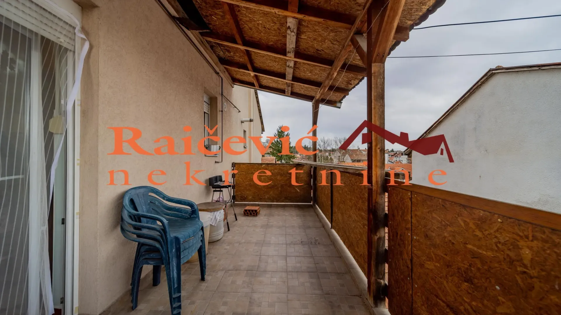 Prodaja, trosoban stan, 115m², Petlovo Brdo, Beograd