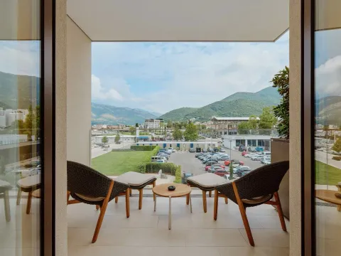 Sale, one bedroom apartment, 69m², Porto Montenegro, Tivat - image 12