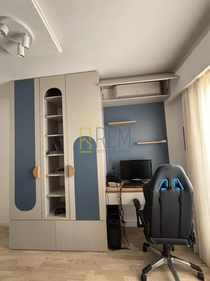 Prodaja, dvosoban stan, 67m², Centar, Podgorica