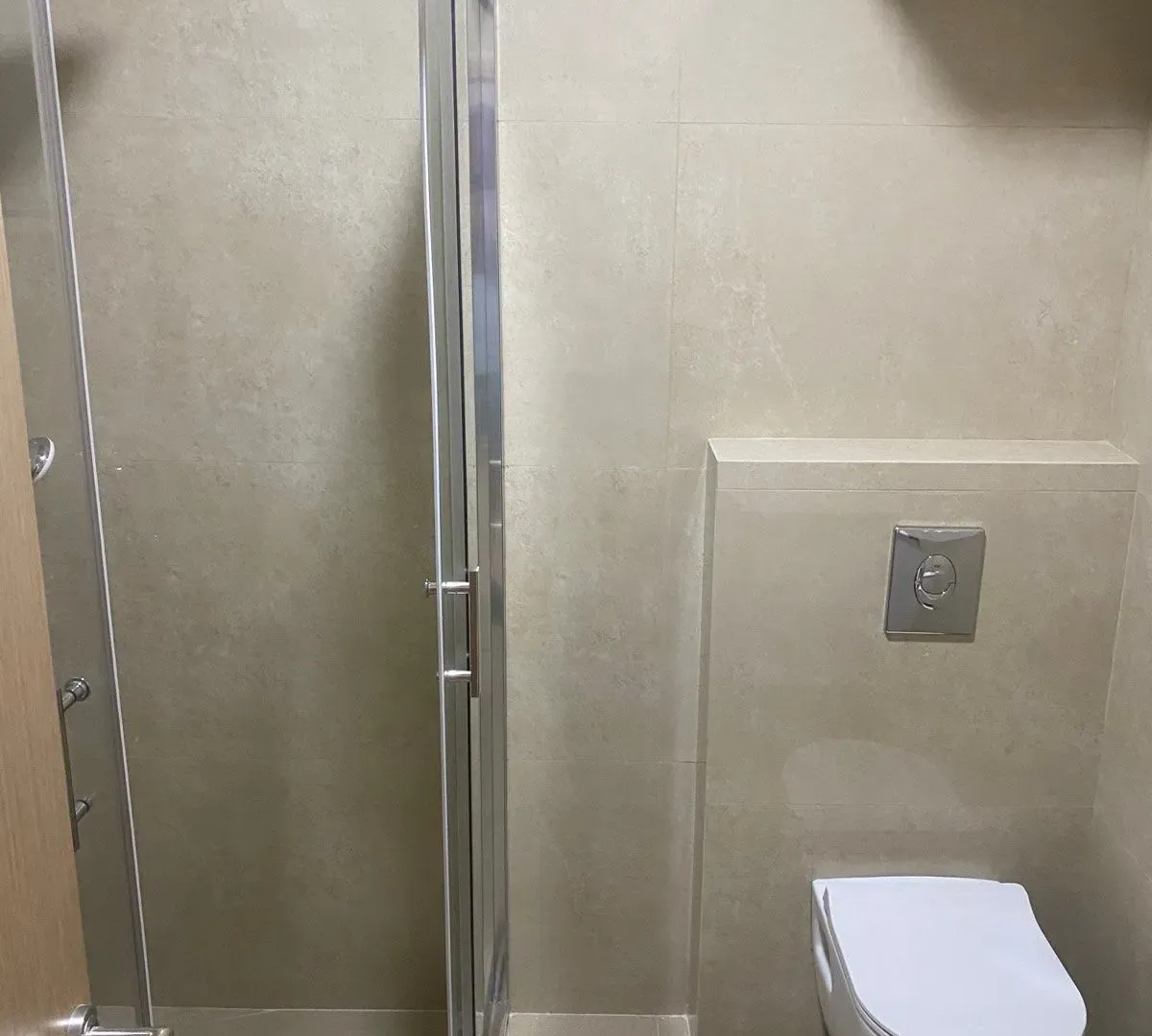 Rent, office space, 66m², Preko Morače, Podgorica