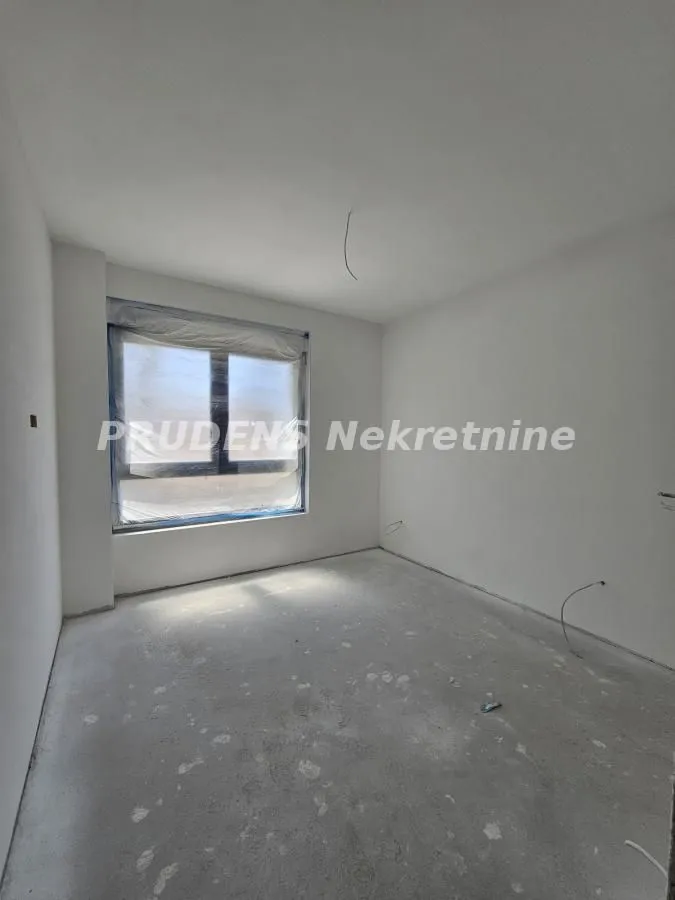 Prodaja, dvosoban stan, 53m², Banovo Brdo, Beograd