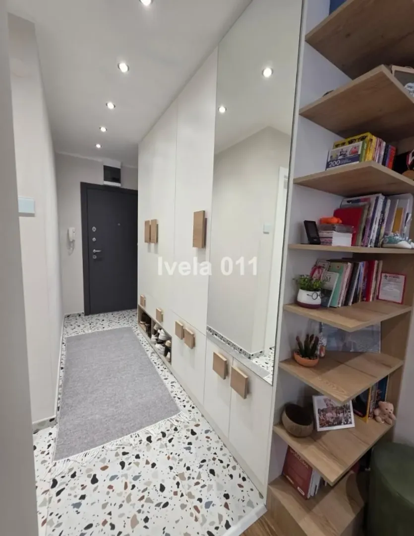 Sale, three bedroom apartment, 69m², Voždovac Sve Podlokacije, Beograd