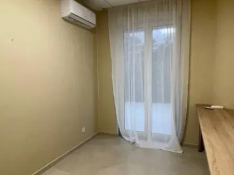 Rent, office space, 12m², Bečići, Budva - image 4