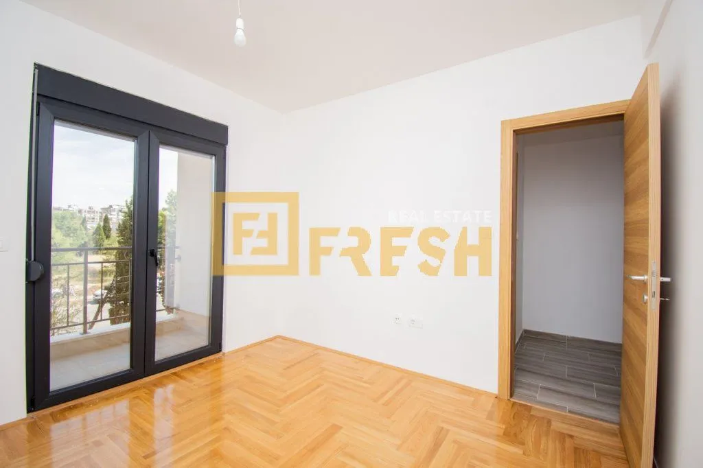 Prodaja, dvosoban stan, 67m², Tološi, Podgorica