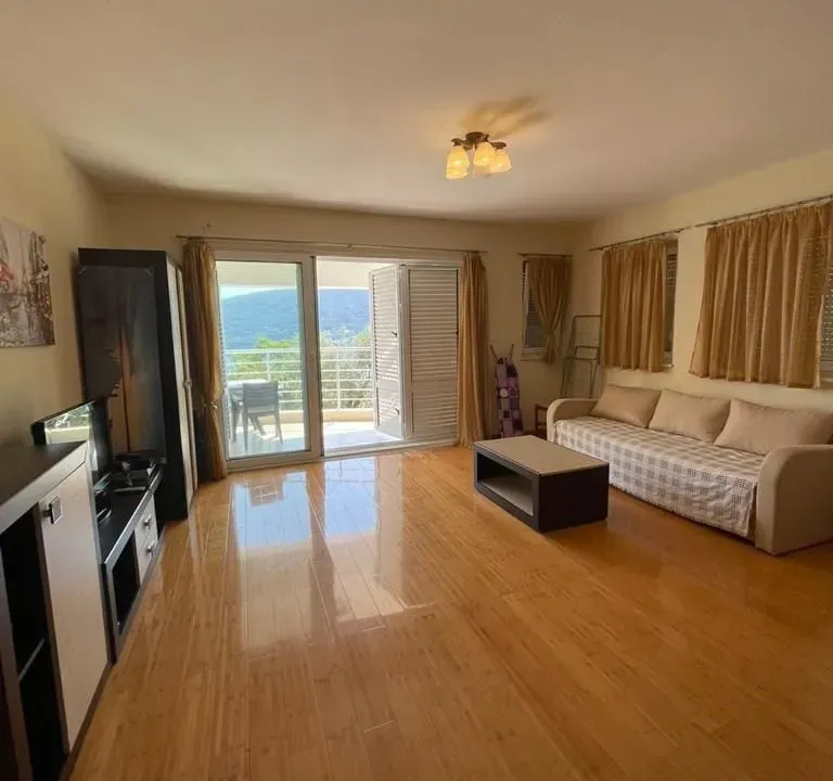 Prodaja, jednosoban stan, 63m², Centar, Herceg Novi