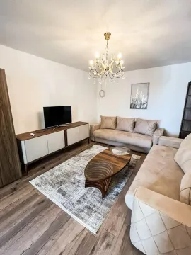 Izdavanje, dvosoban stan, 75m², Blok 6, Podgorica - image 9