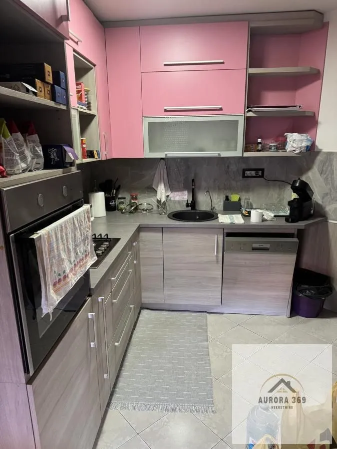 Prodaja, trosoban stan, 73m², Novo naselje, Novi Sad