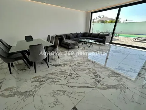 Rent, house, 180m², Tatarsko brdo, Petrovaradin - image 21