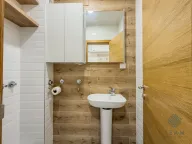 Prodaja, trosoban stan, 89m², Pejton, Podgorica - image 19