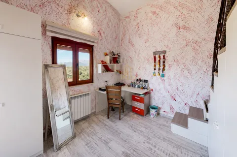Rent, house, 212m², Kavač, Kotor - image 19