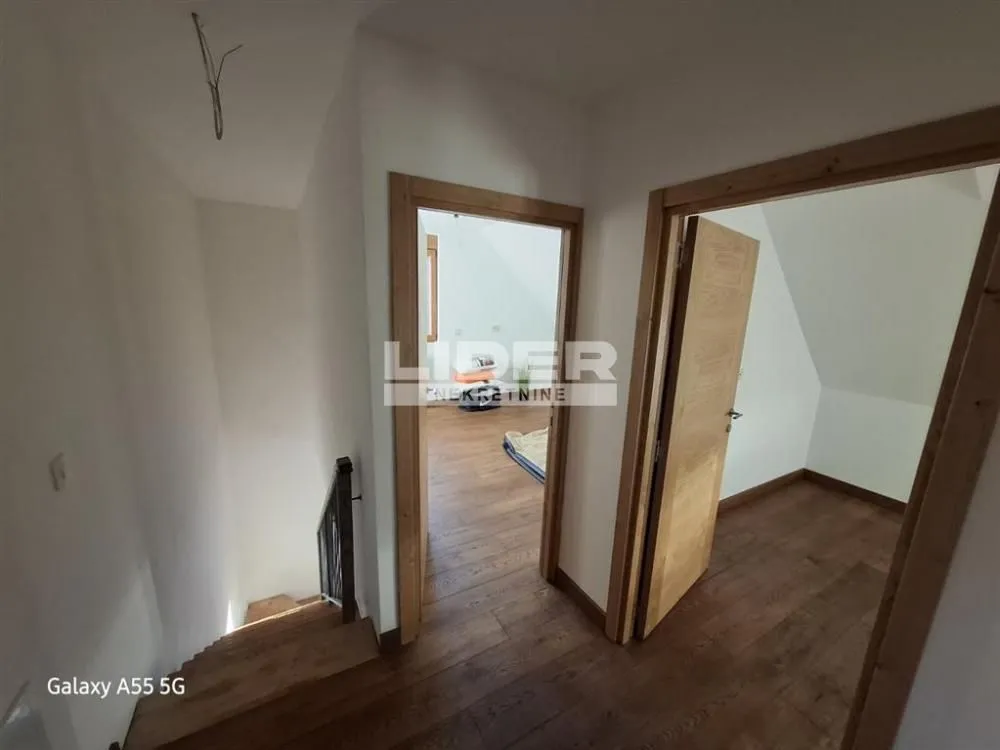 Prodaja, dvosoban stan, 64m², Sloboda, Zlatibor