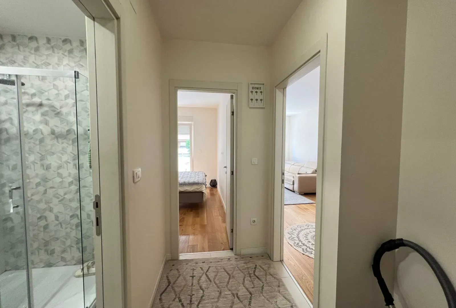 Rent, one bedroom apartment, 47m², Central Point, Podgorica