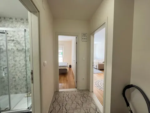Rent, one bedroom apartment, 47m², Central Point, Podgorica - image 10