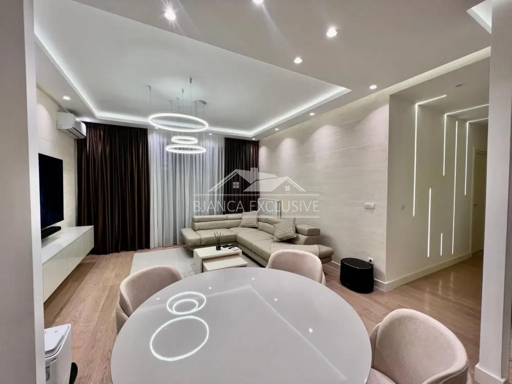 Sale, three bedroom apartment, 88m², Savski Venac, Beograd