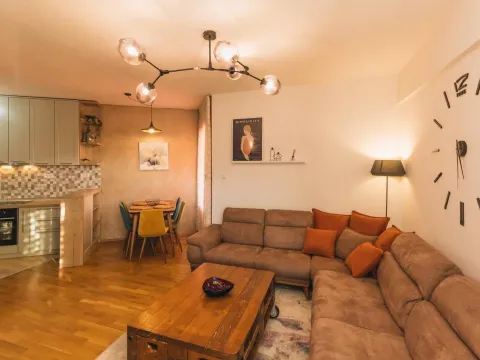 Rent, two bedroom apartment, 67m², Blok 9, Podgorica - image 12