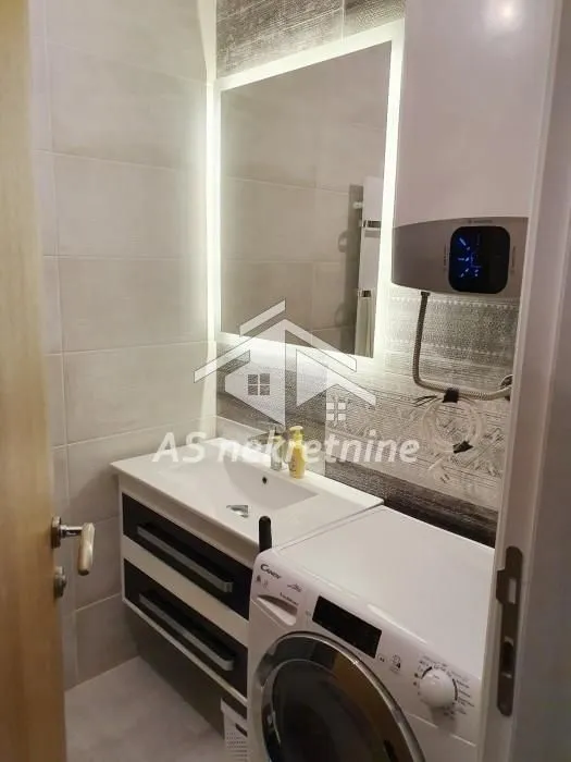Rent, one bedroom apartment, 37m², Čubura, Beograd
