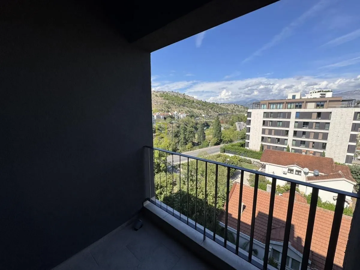 Izdavanje, jednosoban stan, 47m², Vezirov Most, Podgorica
