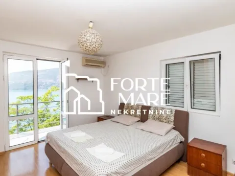 Prodaja, dvosoban stan, 70m², Herceg Novi, Crna Gora - image 2