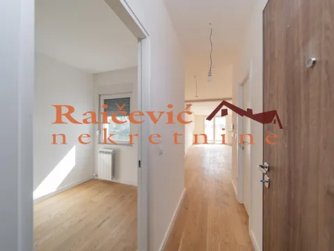 Prodaja, jednosoban stan, 45m², Voždovac Sve Podlokacije, Beograd