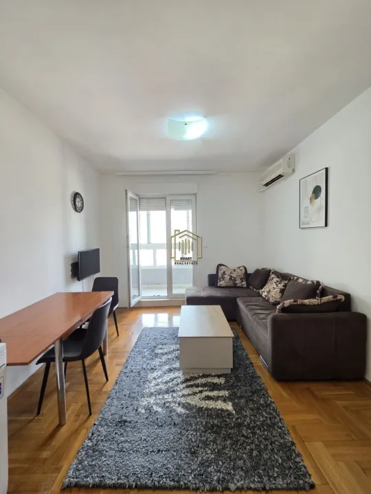 Rent, one bedroom apartment, 40m², Stari Aerodrom, Podgorica