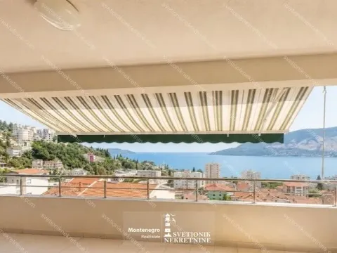 Stan in Topla