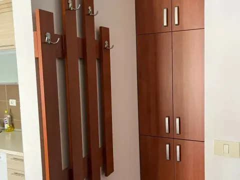 Izdavanje, jednosoban stan, 57m², City Kvart, Podgorica - image 4