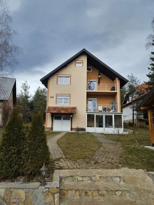 Sale, house, 300m², Zlatibor, Srbija