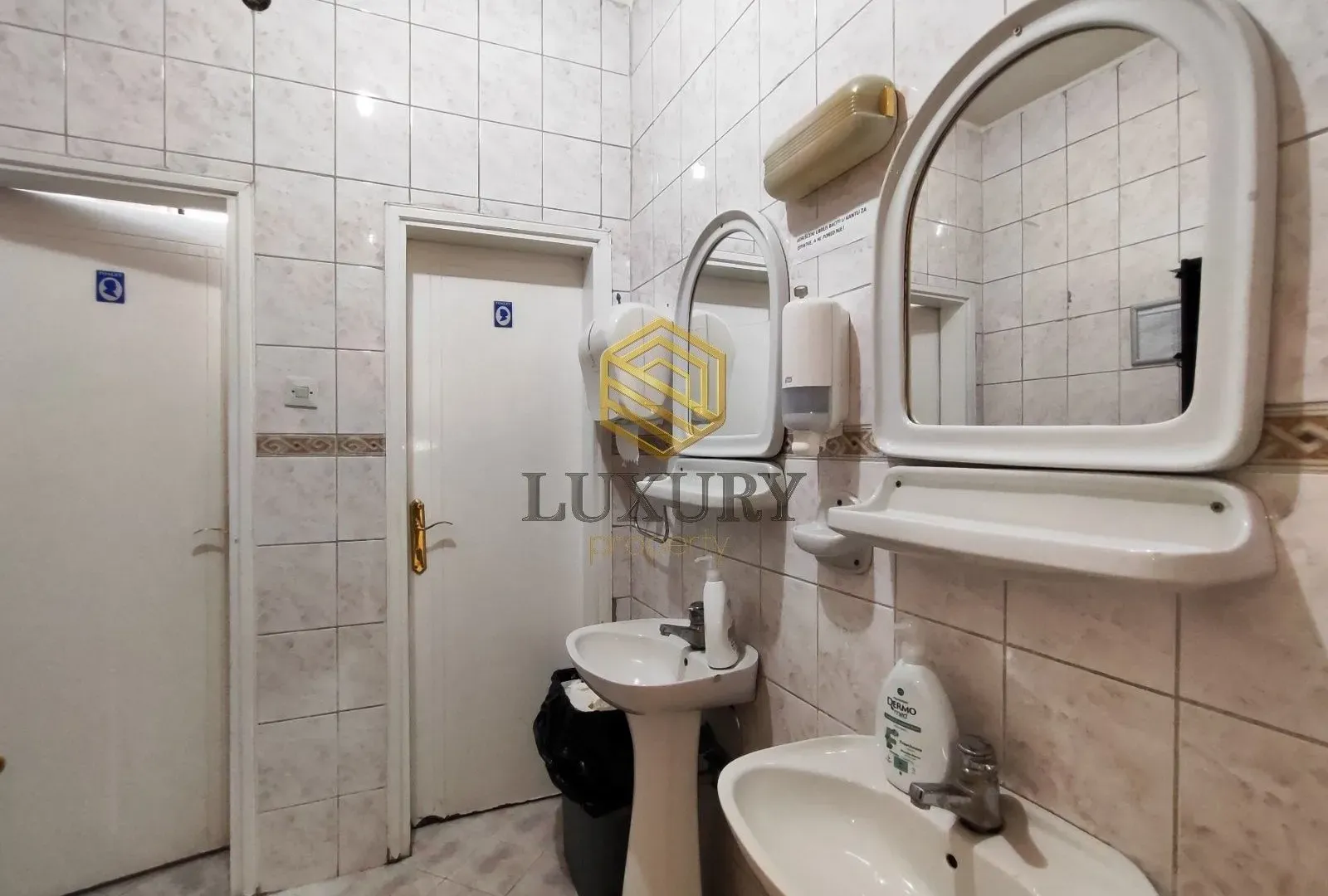 Rent, office space, 150m², Centar, Podgorica