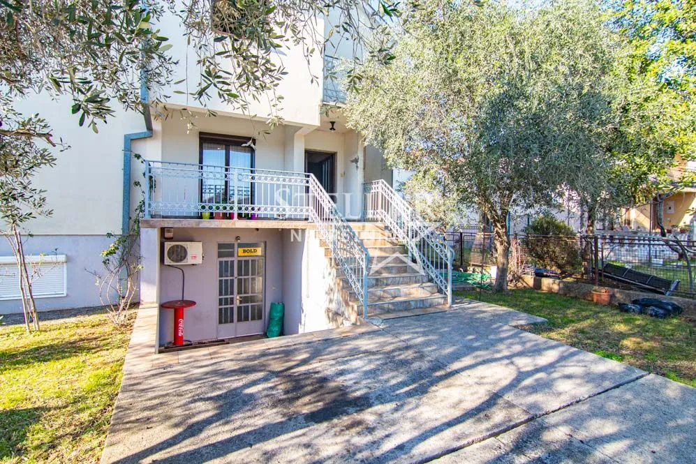 Rent, house, 160m², Masline, Podgorica