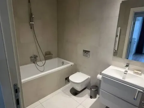 Izdavanje, trosoban stan, 79m², Beograd Na Vodi, Beograd - image 4