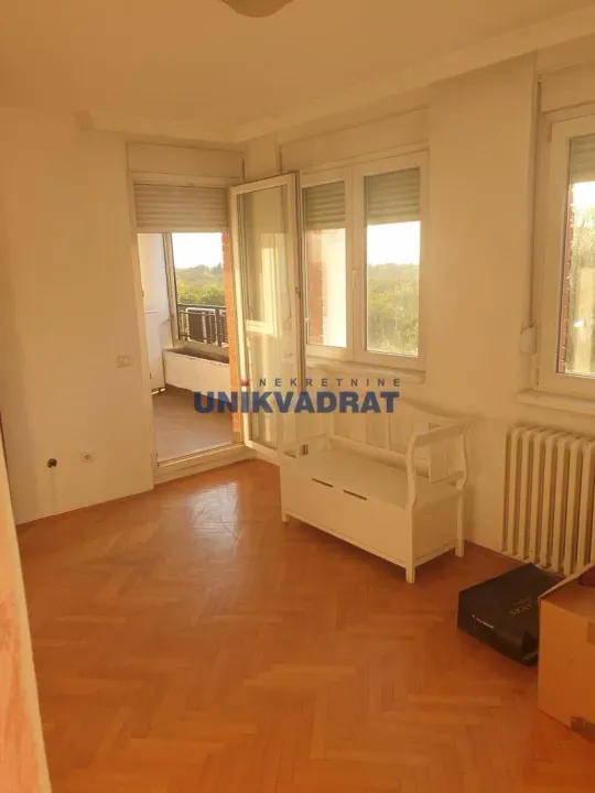 Prodaja, trosoban stan, 96m², Cerak, Beograd