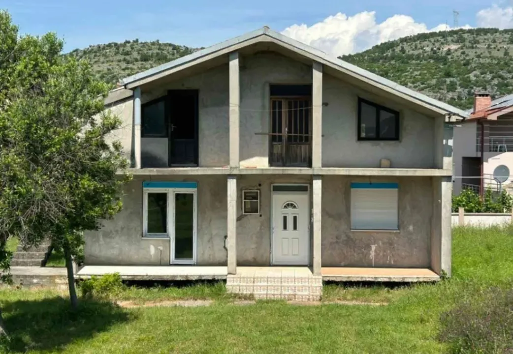 Sale, house, 164m², Zlatica, Podgorica