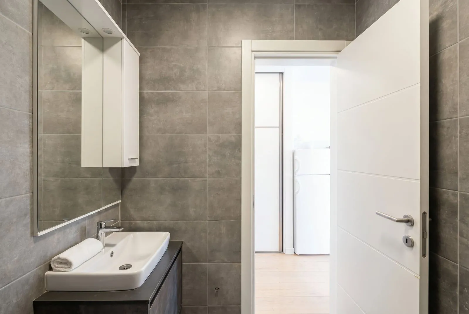 Prodaja, trosoban stan, 50m², Tivat, Crna Gora