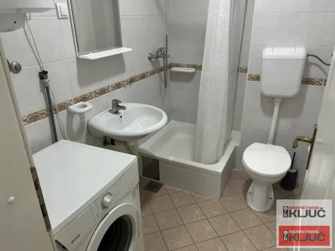 Prodaja, jednosoban stan, 28m², Centar, Novi Sad - image 4