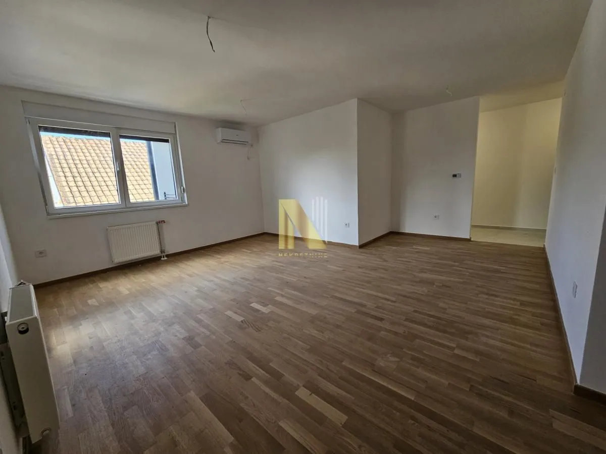 Prodaja, trosoban stan, 83m², Bulevar patrijarha Pavla, Novi Sad Sve Podlokacije